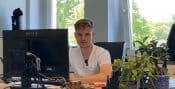 Disponenten in seiner typischen Arbeissituation